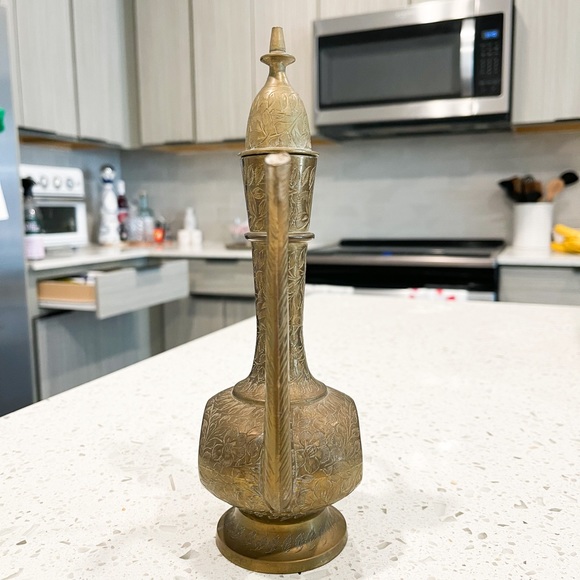 Handmade Vintage solid brass aftaba ewer. 1960’s India Surah Dallah Teapot. - Picture 4 of 8